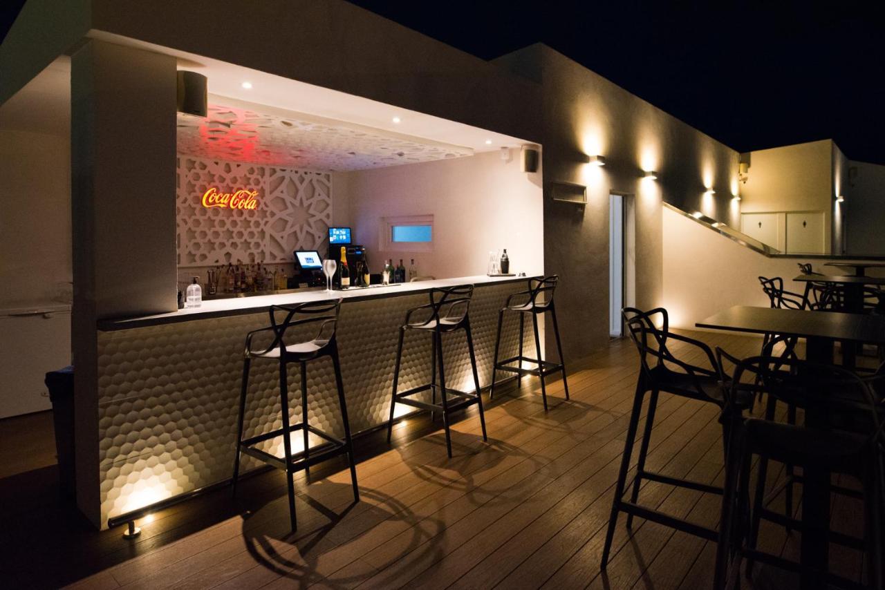 Daos Suites & Terrace มาร์เบยา ภายนอก รูปภาพ
