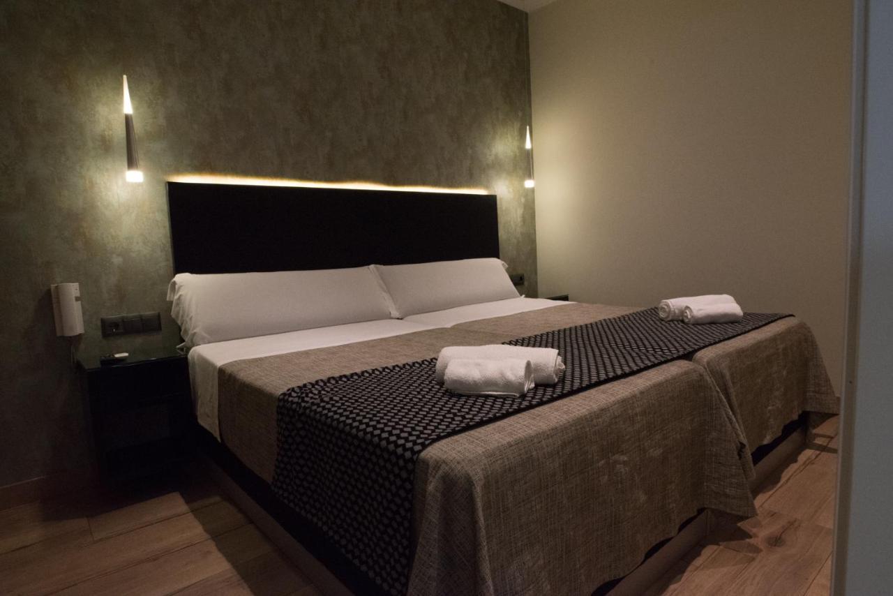 Daos Suites & Terrace มาร์เบยา ภายนอก รูปภาพ