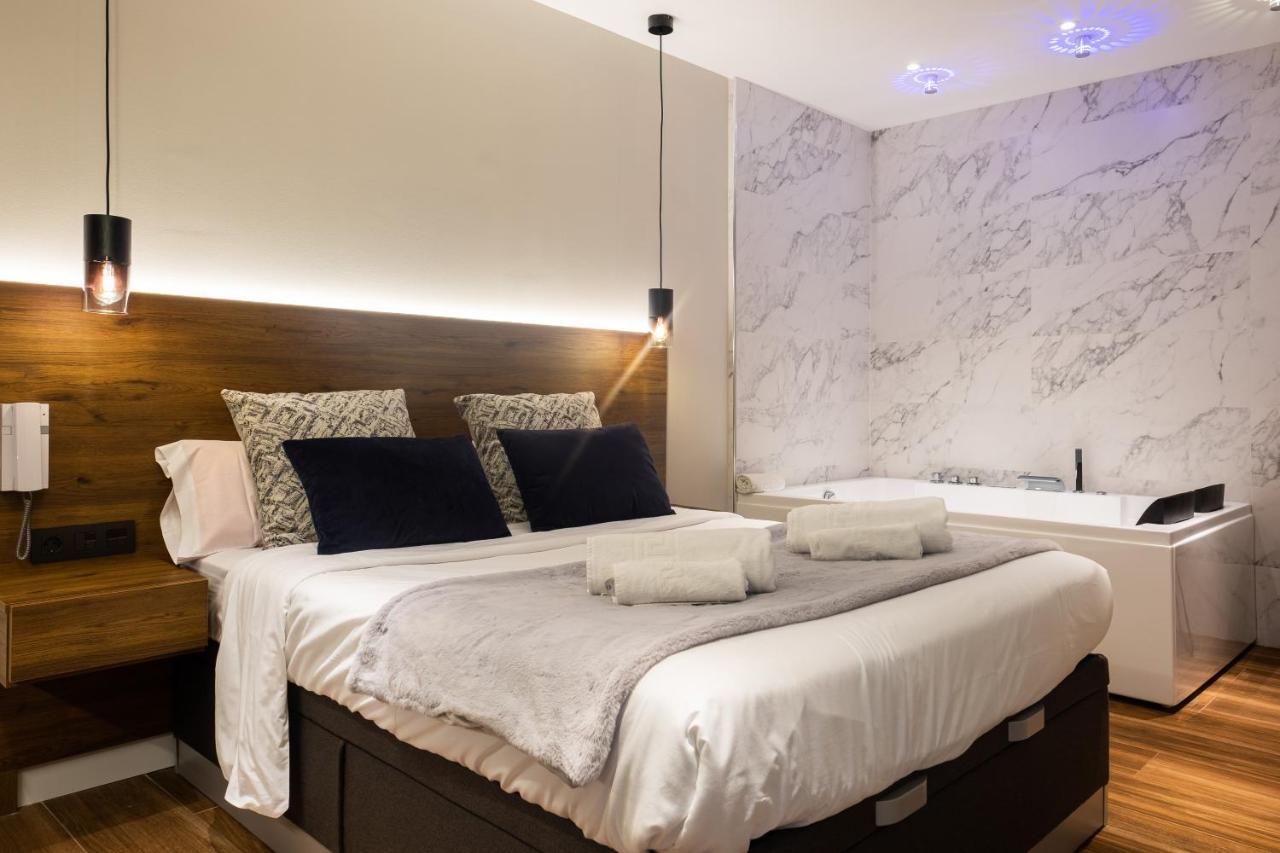 Daos Suites & Terrace มาร์เบยา ภายนอก รูปภาพ