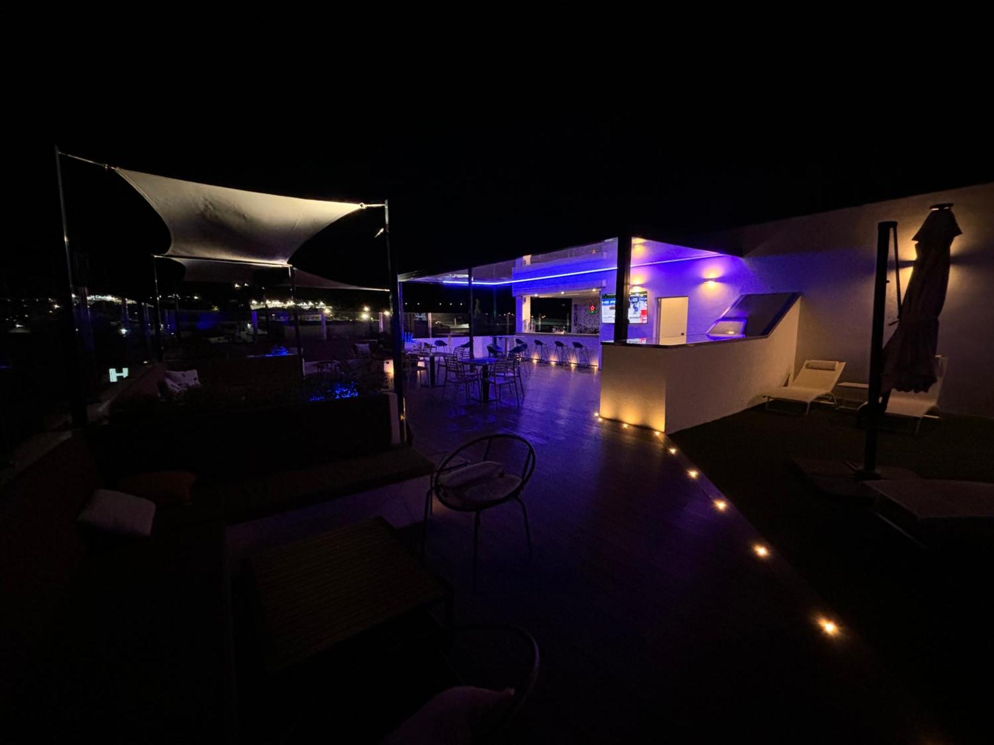 Daos Suites & Terrace มาร์เบยา ภายนอก รูปภาพ